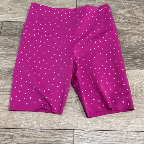 Nike Pink Glitter Dri-FIT Shorts - Size M 🏃‍♀️🏃‍♀️ - Picture 1 of 4